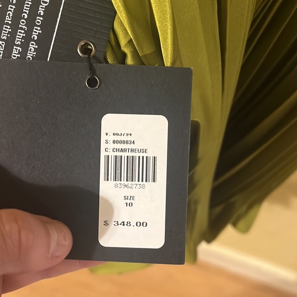 NWT Mac Duggal Pleated Halter Neck Mini Dress in Apple Green - Picture 13 of 14